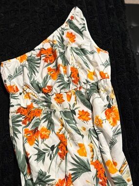 One shoulder tropical romper